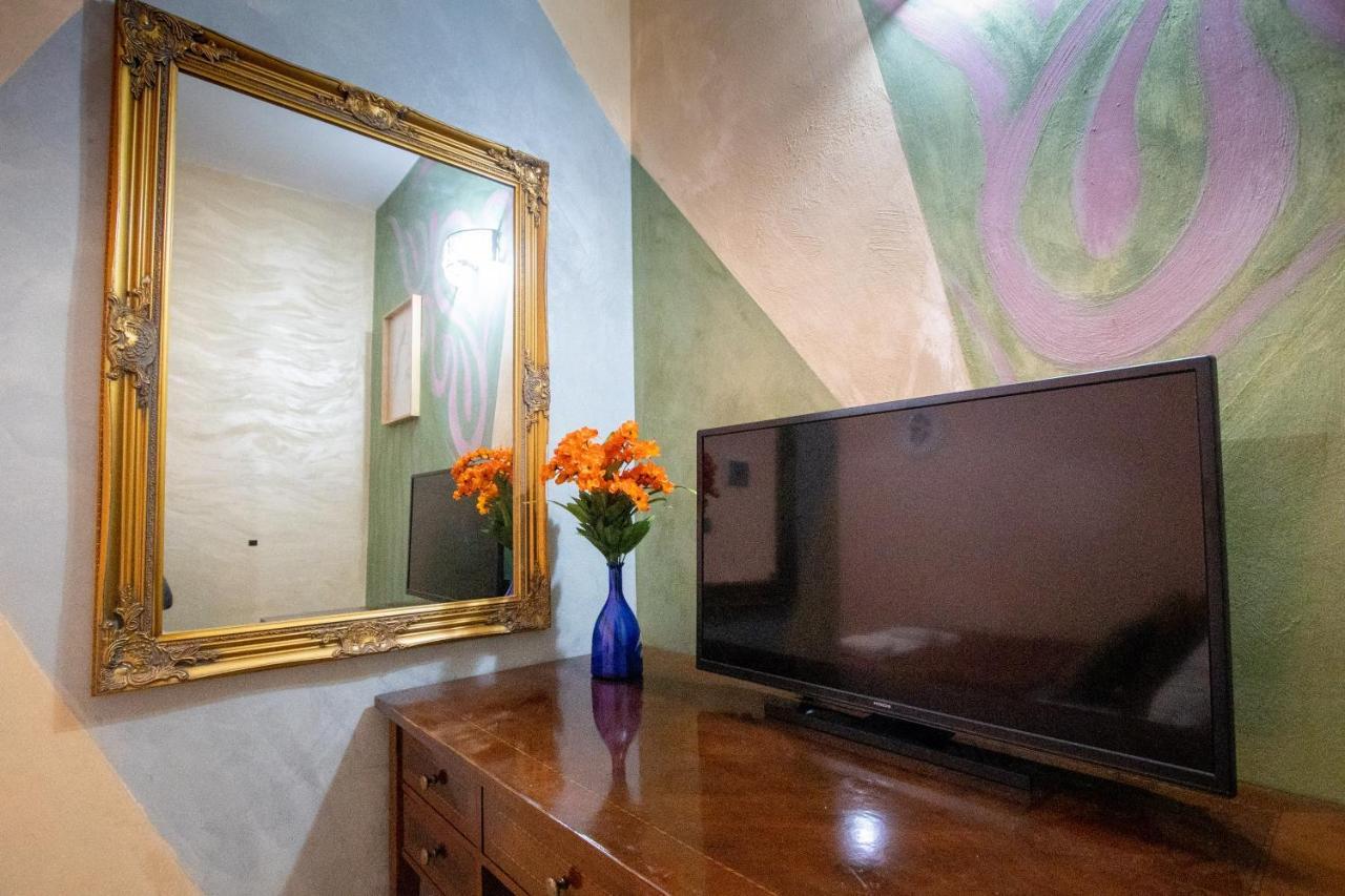 B&B Colorful Suite Yard Roma Exterior foto