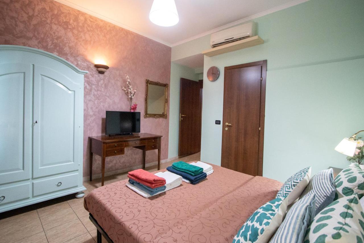 B&B Colorful Suite Yard Roma Exterior foto